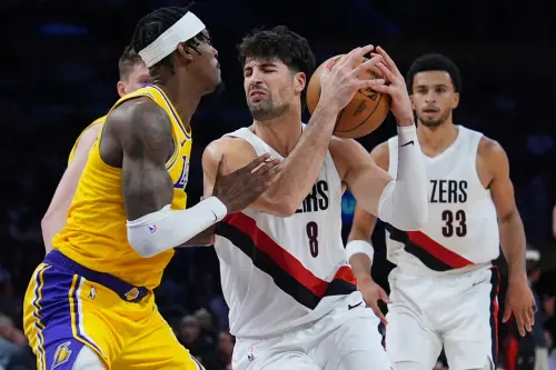 NBA／里夫斯空砍41分！拓荒者122:108客場贏球　已連斬湖人、勇士
