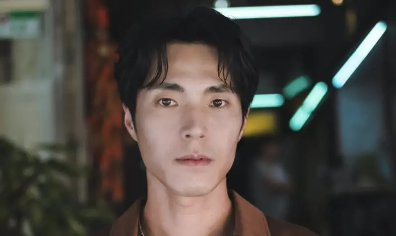 ▲Energy前成員唐振剛也爆閃兵，今日偕律師到新北地檢署自首，發聲明承認偽造高血壓證明，淚嘆：「願受法律制裁」。（圖／翻攝自IG bboyice1）