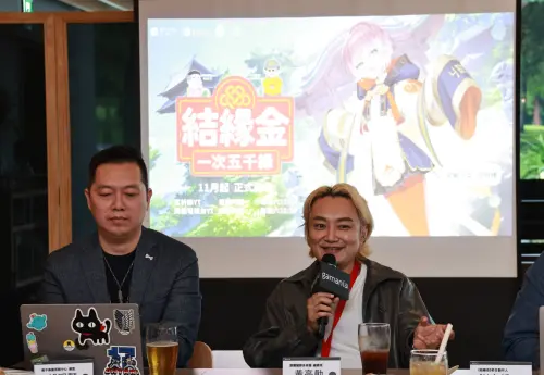 ▲《結緣金》由虛擬偶像宮祈緣主持，霹靂國際多媒體總經理黃亮勛（右）與橘子集團原創中心總監胡明顒（左）對後續效益充滿期待。（圖／記者吳翊緁攝）