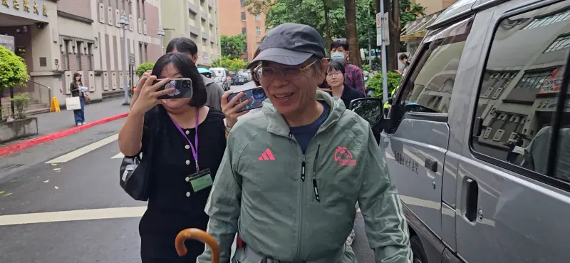    ▲前政務委員張景森作證，京華城案搞了30年，陷入牢獄之災，得到的只是它當初擁有的東西，這是一個悲慘的案子。（圖／記者劉松霖攝，2025.10.28）  