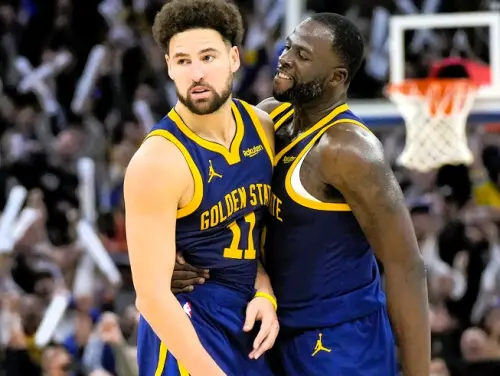 ▲回顧兩人共事期間，Thompson(右)與Green、Stephen Curry一同締造6次總冠軍賽、4座冠軍與1面奧運金牌的傳奇，如今卻成為對手。（圖／美聯社／達志影像）