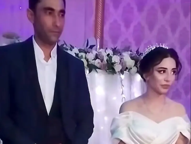 ▲亞塞拜然一名新娘遭新郎父母批評婚紗太過暴露，是對他們一家的羞辱，憤而選擇走上絕路。（圖／翻攝自X／@instablog9ja）