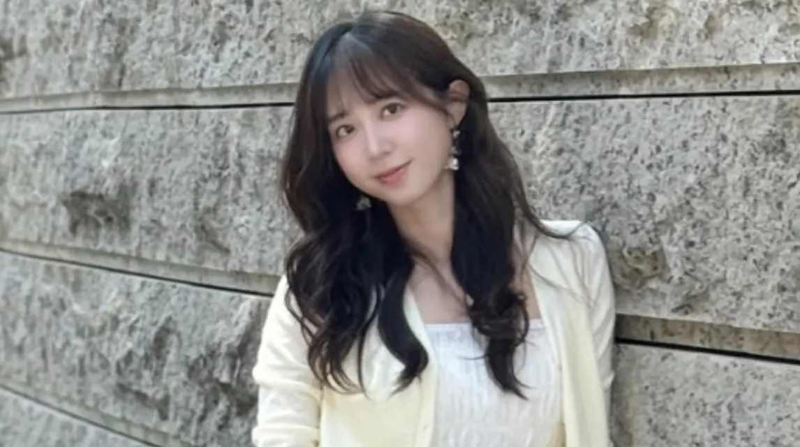 ▲37歲女星洪詩（如圖）今（28）日晚間透露自己坐月子期間右眼視力模糊、長針眼、劇痛，罹患上「反覆性角膜糜爛」，向外界報平安之餘也警惕有類似經驗的粉絲。（圖／翻攝自洪詩IG）