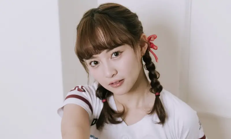 ▲前樂天女孩十元（陳詩媛）（如圖）昨（27）日南下觀戰台灣大賽，沒想到挺孕肚的她自帶「好運體質」，成功助樂天奪冠。（圖／十元 IG 10yuan.0424）