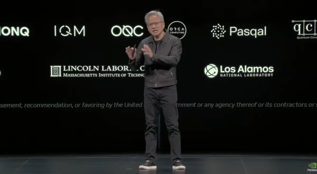 ▲輝達執行長黃仁勳黃仁勳昨日在GTC大會上釋出利多消息，宣布AI晶片接單金額達5000億美元、與諾基亞（Nokia）合作斥資10億美元入股。（圖╱取自輝達YouTube頻道）