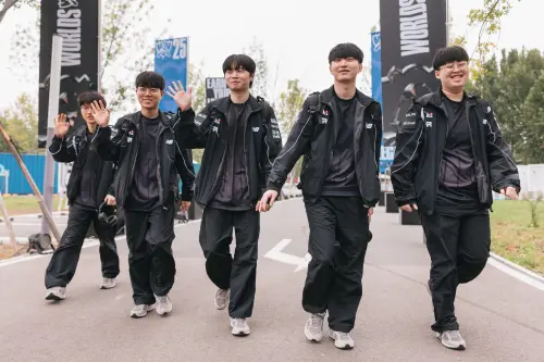 ▲由BDD領軍的KT在LCK也是前段班隊伍，但有一段時間一直贏不了T1、GEN、HLE，直到季後賽才突然爆發贏過GEN，間接影響下也讓T1變成第四種子，KT則是LCK第三種子。（圖／LOL Esports Flickr）