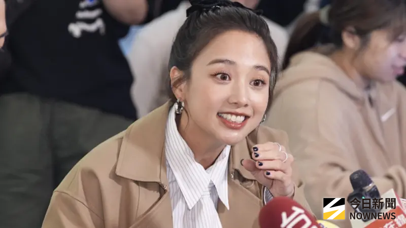 ▲藝人炎亞綸陷入YouTuber家寧、Andy官司糾紛，遭指替女方買通網軍進行抹黑，今（29）日炎亞綸好友鬼鬼（如圖）出席《嗨！營業中》第6季記者會談及此事，認了減少聯絡炎亞綸，「生活一直在變化，不去強求一定要黏TT才是朋友。」同時被問及棒棒堂閃兵一事，表示不震驚、不清楚細節。（圖／記者朱永強攝影）