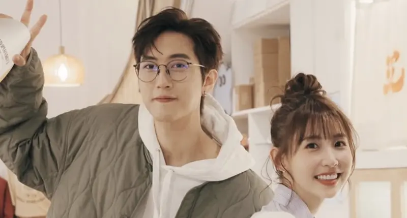 ▲范姜彥豐（左）今（29）日開撕粿粿（右）和王子婚內出軌，震撼演藝圈，對此藝人蔡瑞雪直言自己也經歷過，並力挺范姜。（圖／粿粿 IG @meigo.c）