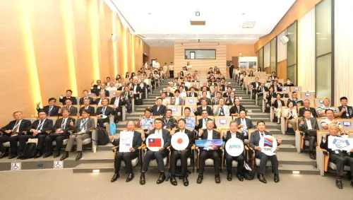 ▲台灣港務公司舉辦台日港口研討會活動，有日本台灣交流協會(JTEA)副代表川合現、日本國際港灣交流協力會(JOPCA)會長山縣宣彥等人，以及我國產、官界代表與會。(圖／台灣港務公司提供)