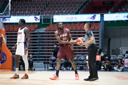 ▲半獸人此戰出賽28分鐘，攻下12分、12籃板並有1次阻攻，雖然幾次攻守展現昔日NBA等級的體能，但整體命中率偏低，與隊友的配合仍顯生疏。（圖／PLG提供）