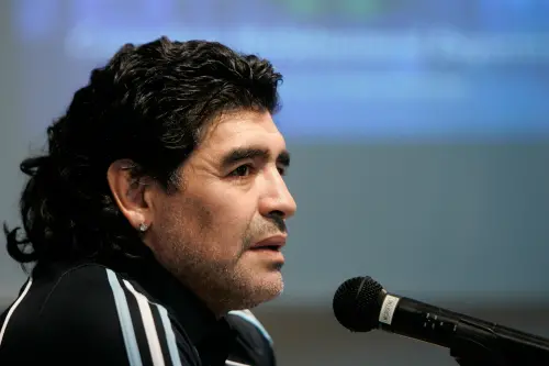 ▲前阿根廷足球員馬拉度納（Diego Armando Maradona）憑藉1986年世界盃的「世紀進球」與「上帝之手」寫下傳奇。（圖／資料照）