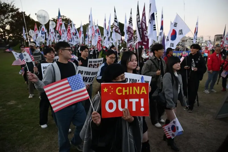    ▲不只反美，慶州也出現許多反中抗議人群。（圖／翻攝自韓國時報）  