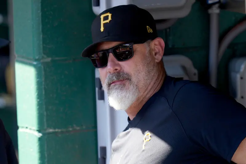 ▲明尼蘇達雙城隊確定新任主帥人選——由海盜總前教練薛爾頓（Derek Shelton）。根據《紐約郵報》記者Joel Sherman報導，雙城正式聘請薛爾頓擔任球隊總教練，領軍進入重建階段。（圖／美聯社／達志影像）