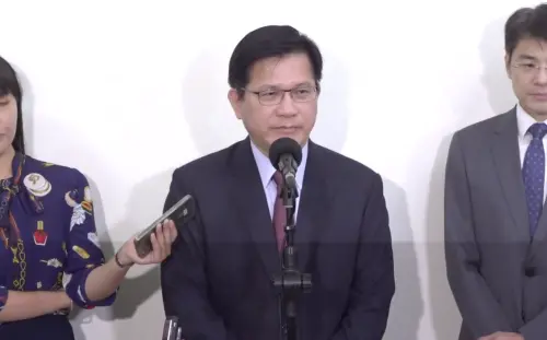 表態挺「不貪不取的林岱樺」被罵嫌票太多　林佳龍回應了
