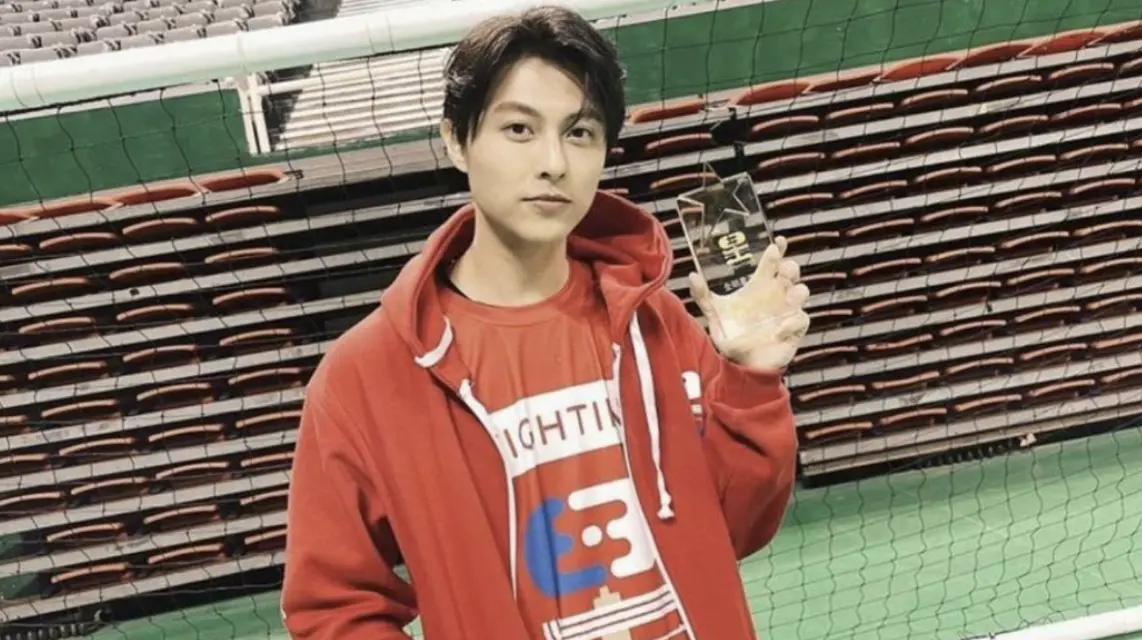 ▲王子昨（4）日深夜再度道歉，坦言「所有責難止於我」，並同時曬出律師函，但被網友發現未掛事務所名，業界人士指出，律師或因案情敏感以個人名義出函，事務所疑為避風險不介入，直言：「接案律師、事務所也害怕黑掉！」（翻攝自王子IG@prince_pstar）