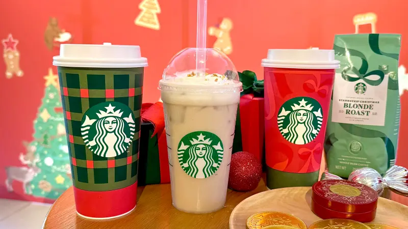 ▲星巴克秋冬「太妃核果風味那堤」將開賣，統一超商7-11「星巴克平替版」黃金榛果太妃風味拿鐵，最便宜一杯48.75元（約49元）搶先喝，對比星巴克中杯150元價格，才三分之一價錢。（圖／記者蕭涵云攝）