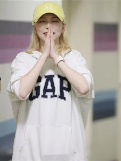 ▲渟渟在幾週前還只是個韓國留學生。（圖／翻攝自渟渟IG@1120_tintin）