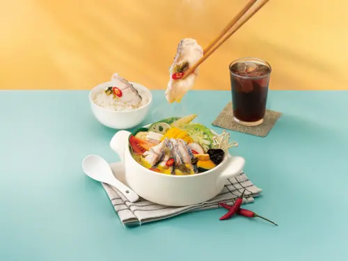 ▲「12mini」期間限定「金湯酸菜魚」鍋物，倒數吃到11月2日。（圖／王品（圖／王品集團提供）