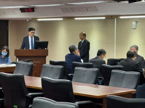 ▲10月29日環境部長彭啟明赴立法院備詢指出，台灣廚餘處理量能仍有缺口495公噸待解。（圖／記者陳偉周攝）