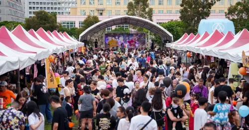 ▲「天母搞什麼鬼」現場更將園遊會。（圖／取自台北市商業處-我是商Ya人 臉書）