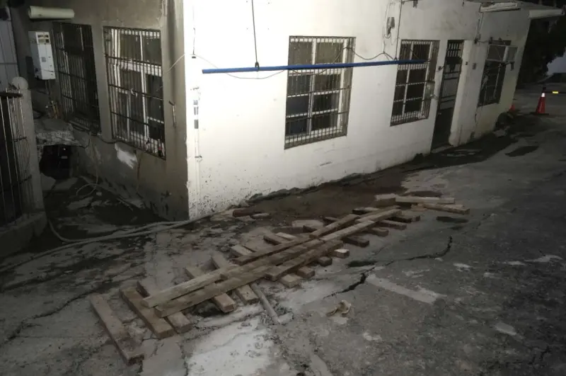 ▲新竹驚傳地層下陷！33名住戶緊急安置。（圖／新竹市政府網站）