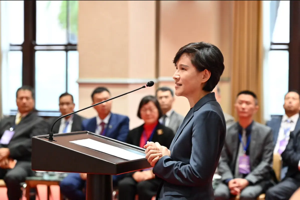 ▲鄭麗君表示本週台美雙方都正參與APEC，預計APEC後雙方將繼續溝通，待雙方達成共識後，便可進入總結會商，達成台美貿易協議。（圖／行政院提供）