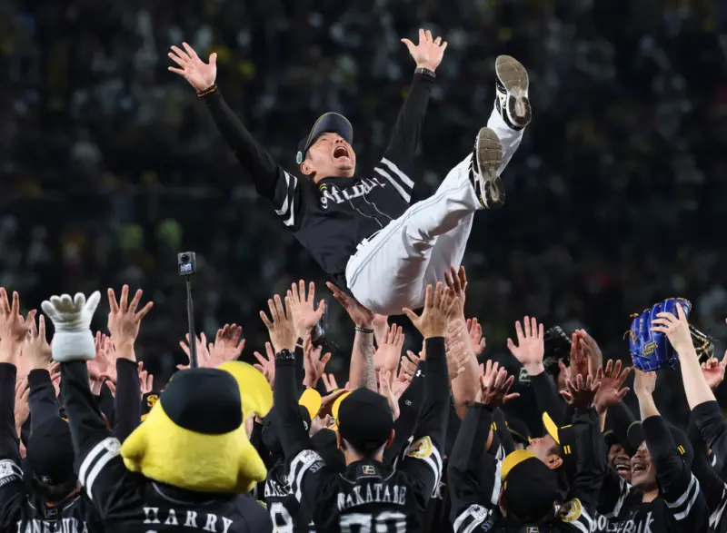 日職／罕見！軟銀在日本大賽期間發布戰力外名單　竟是因新法上路