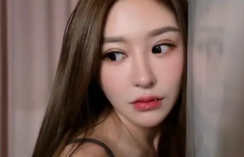 謝侑芯猝死案升級成謀殺！黃明志驗出4毒遭起訴　酒店成命案現場
