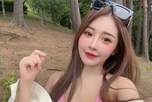 ▲31歲護理系女神謝侑芯在馬來西亞驟逝，如今還扯上藝人黃明志，謝侑芯生前與其共處一室，黃明志身上還被驗出毒品反應，對此謝侑芯經紀人Chris痛批：「。（圖／謝侑芯 臉書）