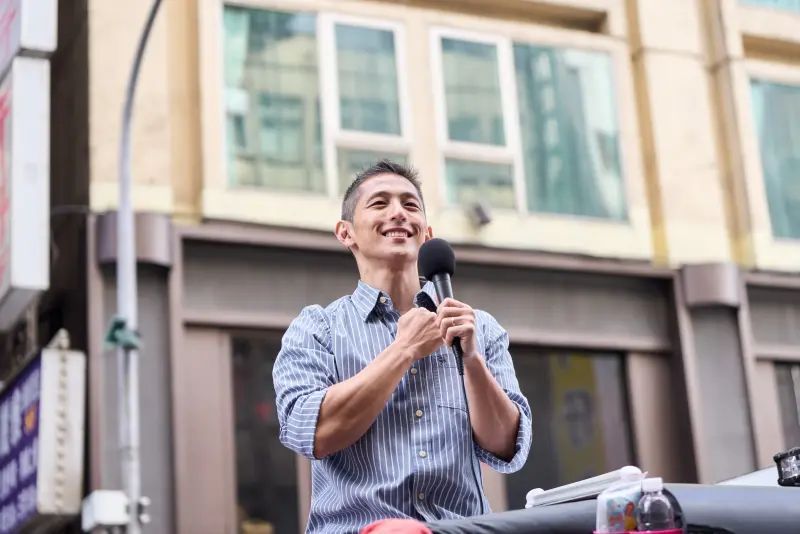 ▲壯闊台灣聯盟創辦人吳怡農，近日砲轟黨內大罷免操盤手，引起輿論熱議。（圖／翻攝自吳怡農臉書）