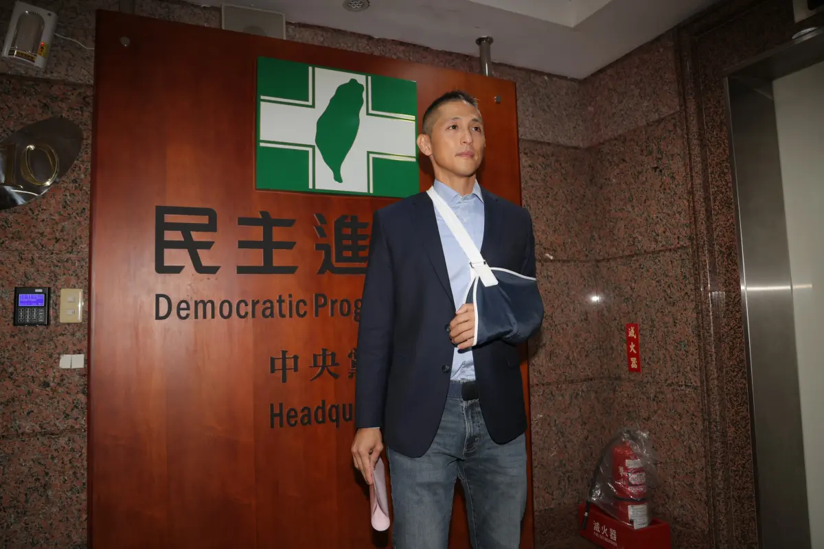 吳怡農開砲「黨內操盤手不會選」！李正皓火大反嗆：差不多就好