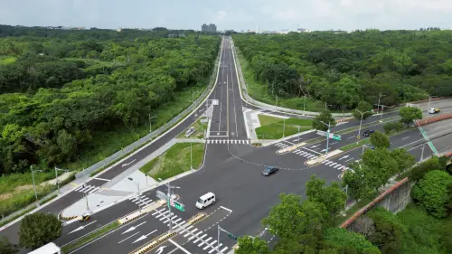 ▲華南路延伸向上路，特別於向上路增設近百米左轉車道，並同步規劃機車左轉專用(圖／建設局提供2025.11.1)