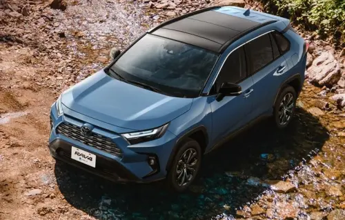 ▲現行台灣販售的是RAV4第五代，該車款已經在台灣熱銷18年，去年不僅是進口車銷售冠軍車款，也是汽車總市場第三名，銷售贏過市售許多熱門車型。（圖/Toyota官網）