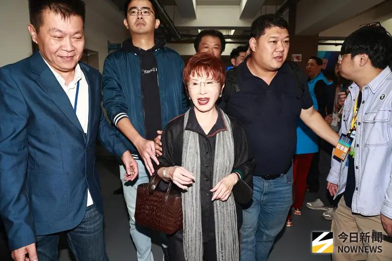 ▲國民黨前主席洪秀柱批總統賴清德，像極了一個聽不進話的孩子，只想證明自己勇敢，卻完全忽視全體家人將付出的代價。（圖／葉政勳攝，2025.11.01）