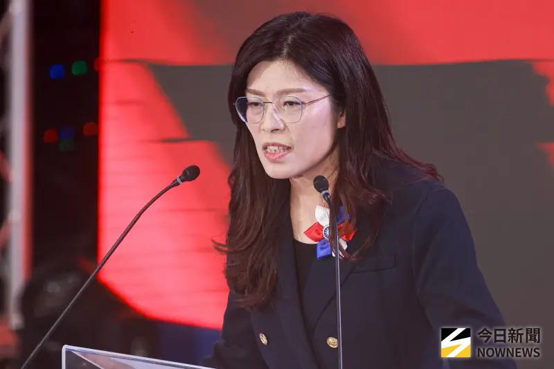 名家論壇》黃創夏／別輕看鄭麗文，她比洪秀柱狠