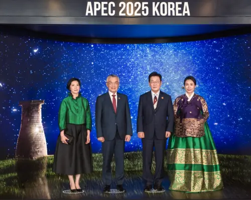 ▲APEC晚宴登場！林信義偕愛女出席，南韓總統李在明誇：兩人長很像。（圖／APEC 台灣代表團提供）