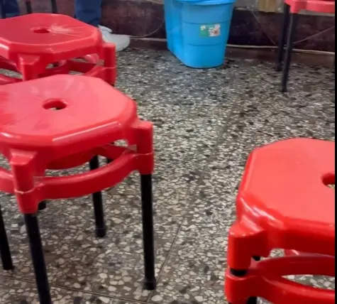 塑膠椅「第二層」神用法曝！太聰明了　偷藏50年：好多台灣人不知
