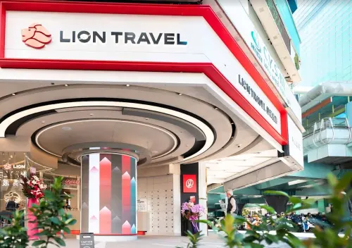 ▲台灣旅行社今年前三季成績出爐，雄獅旅遊拿下營收王以及獲利王雙冠的寶座，成為台灣最強旅行社。（圖/Google評價）