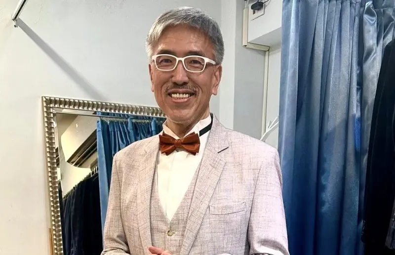 ▲62歲金曲音樂人屠穎（如圖）在昨（1）日傳出離世消息，震驚整個演藝圈，他的好友張宇也悲痛發文悼念：「您賦予我音樂靈魂的外衣」。（圖／Max Tu FB）