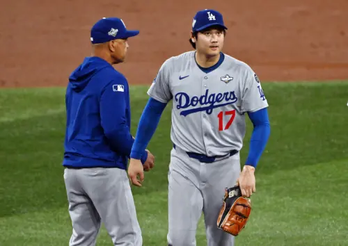 ▲大谷翔平第三局紅中滑球，被藍鳥強打比薛特（Bo Bichette）一棒掃出中外野442英尺三分砲，率領藍鳥取得3：1領先道奇，大谷翔平僅投2.1局被打出5安打、失3分退場。（圖／美聯社／達志影像）