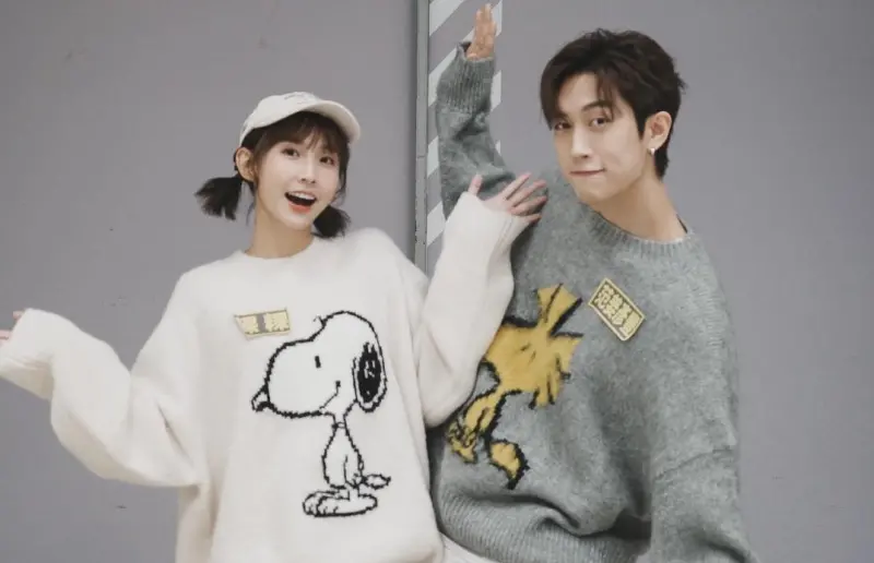 ▲范姜彥豐（右）、粿粿（左）婚變風波持續延燒，有網友好奇范姜彥豐怎麼不一開始就曬出粿粿外遇鐵證，有過來人點出關鍵原因，直呼：「還沒開大招王子就投降了」。（圖／范姜彥豐Zack FB）