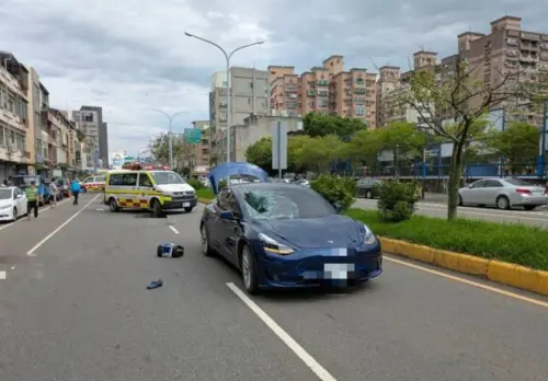 快訊／新竹嚴重車禍！特斯拉酒駕撞上老夫妻　命危送醫搶救中
