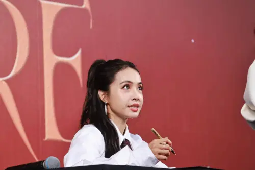 天后蔡依林拼手速！一口氣簽完2500人　趕9點半到家睡覺
