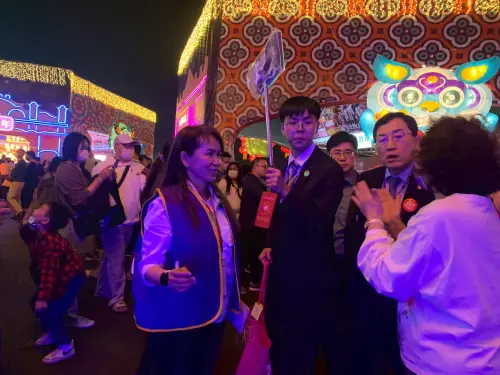 ▲慶州市長朱洛榮(右2)曾於2024年率團來台南參加台灣燈會。（圖／高市府提供）