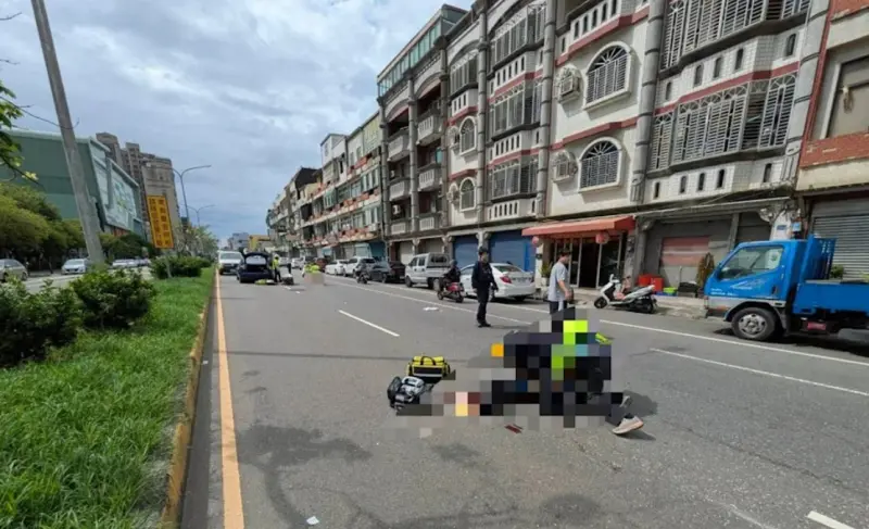 ▲新竹一名女子酒駕特斯拉撞飛一對正在過馬路的老夫妻，兩人命危送醫不治。（圖／翻攝畫面）