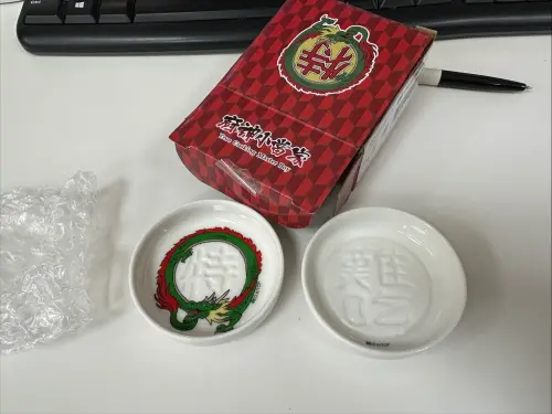 ▲全家同時推出加購活動，只要購買湯底專區指定商品，單筆滿20元以上任兩件，即可以優惠價99元，加購「廚神小當家醬料碟2入組」。（圖／民眾提供）