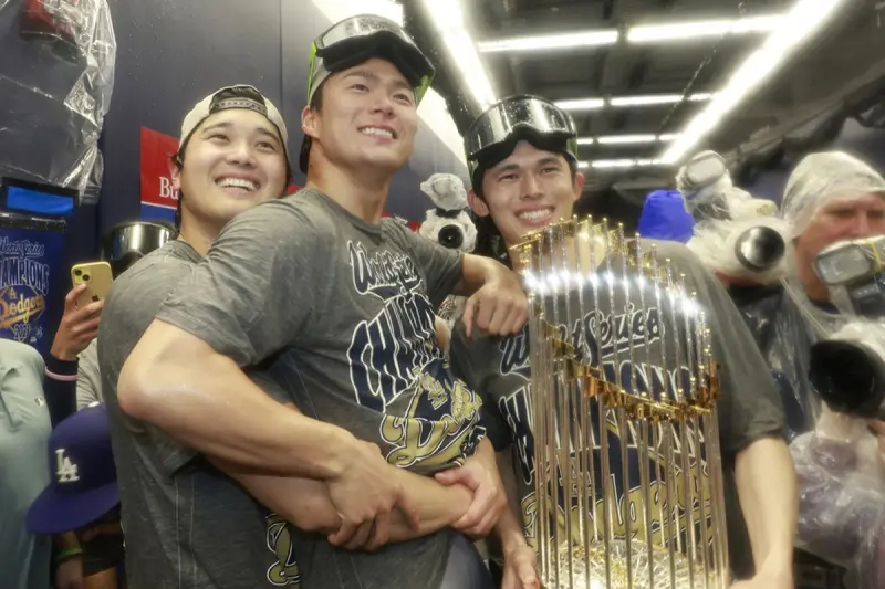 ▲洛杉磯道奇世界大賽力克多倫多藍鳥，完成21世紀首支世界大賽二連霸偉業。根據美媒報導，球團將依照慣例向全體球員與教練團發放「季後賽獎金（Postseason Bonus Pool）」。（圖／美聯社／達志影像）