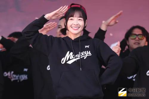 中職／籃籃不想留遺憾！排開工作參與樂天遊行　盼猿迷別再分派系
