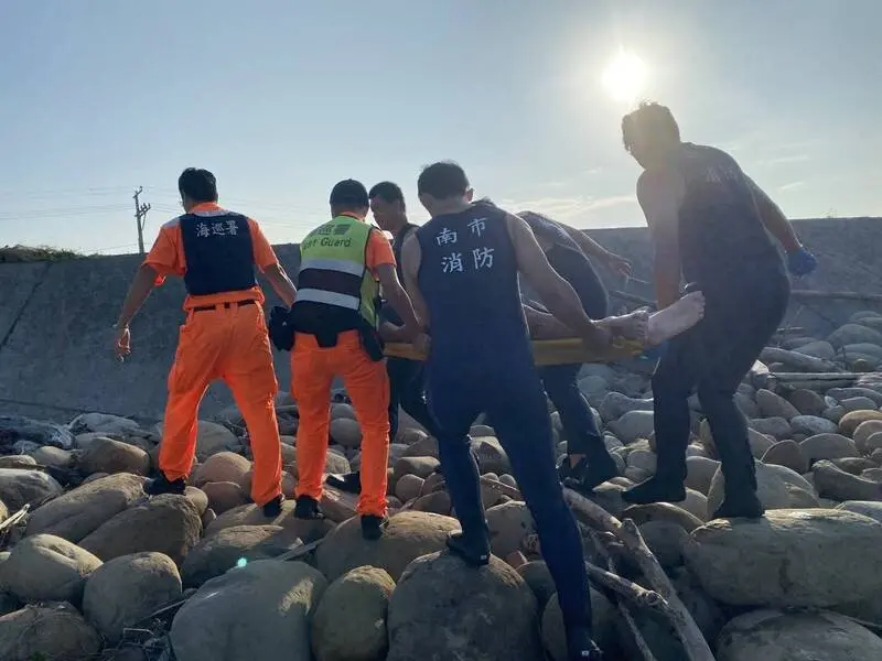 快訊／七股月牙彎道驚見浮屍！31歲張姓男子溺斃身亡　死因待釐清