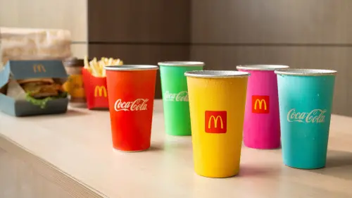 麥當勞「可口可樂變色杯」香港爆紅！台灣歡樂送：5色都買得到
